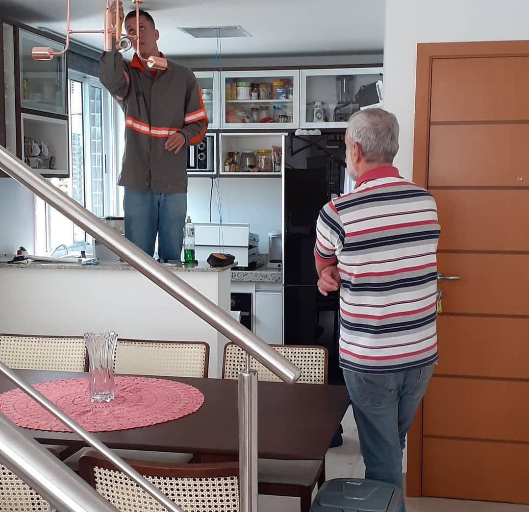 Equipe em atendimento